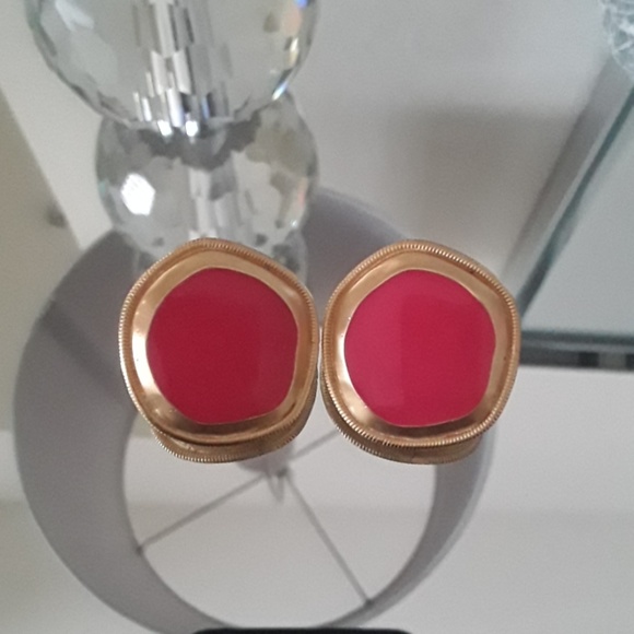 Jewelry - ABSOLUTELY GORGEOUS